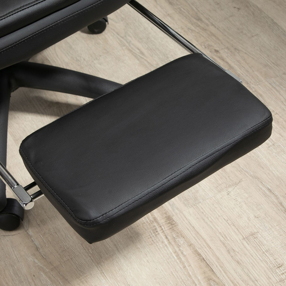 Desk Chair Ergonomic Office Chair, Executive Chair With Footrest, Padded Backrest, Black, 64X64X112-120Cm