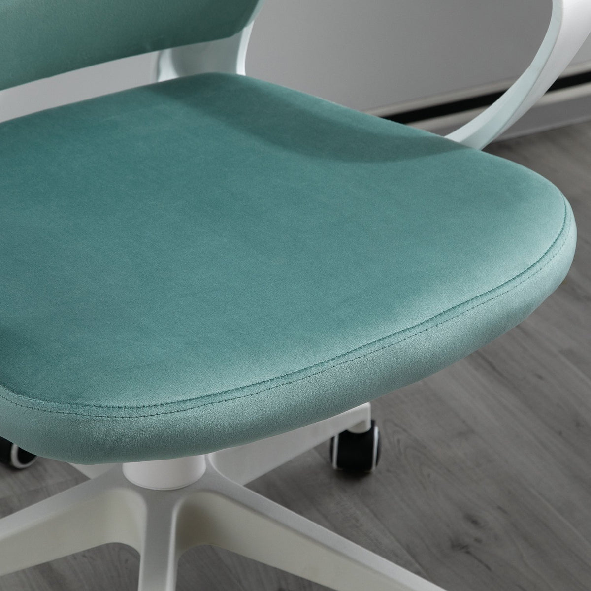 Desk Chair Ergonomic Office Chair With Rocker Function, Armrest, Headrest, Height Adjustable, 63X64X118-128Cm