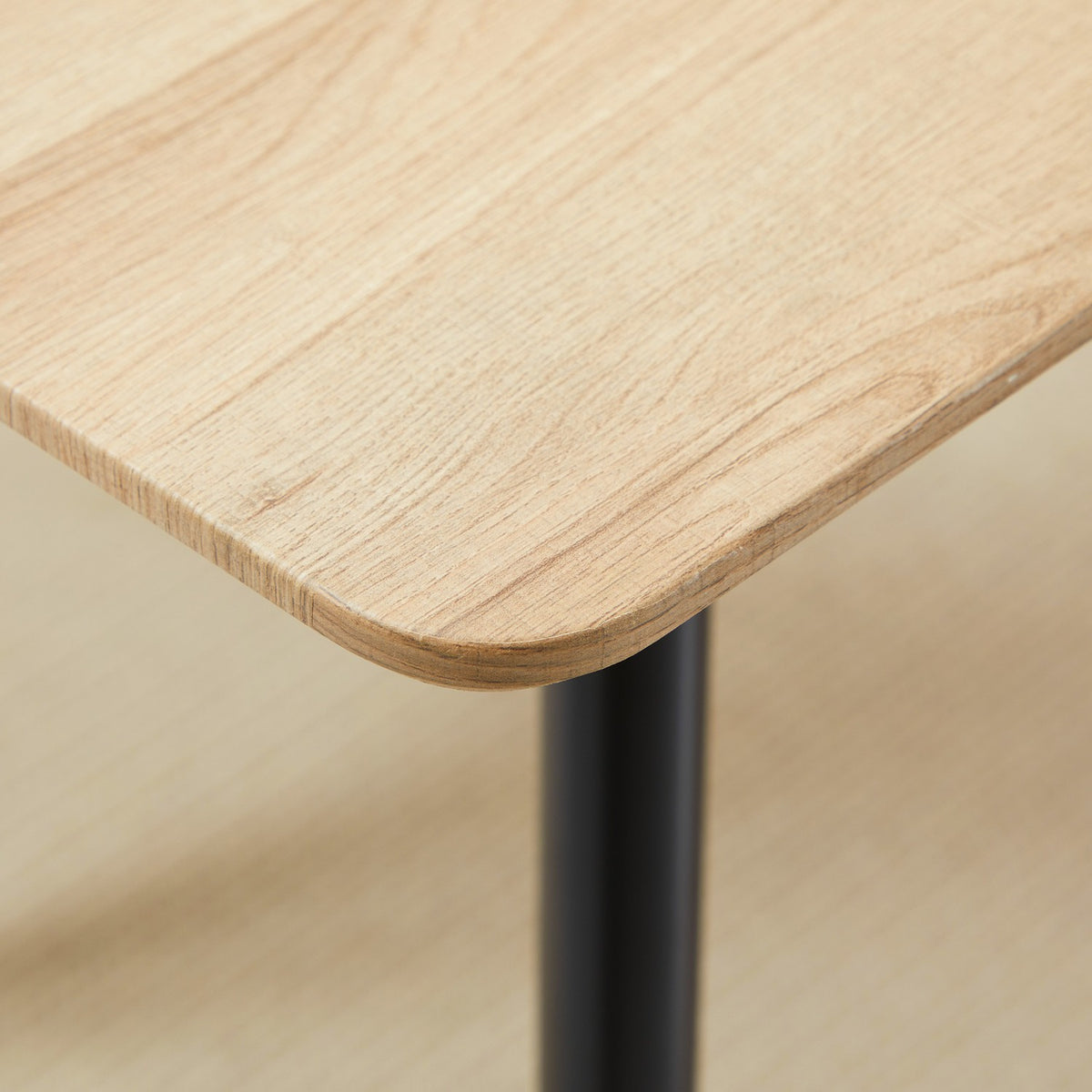 Dining Table Modern Kitchen Table For 4 People, Dining Room Table In Black With Wood Look, Steel Legs, 140X80X76Cm, Natural