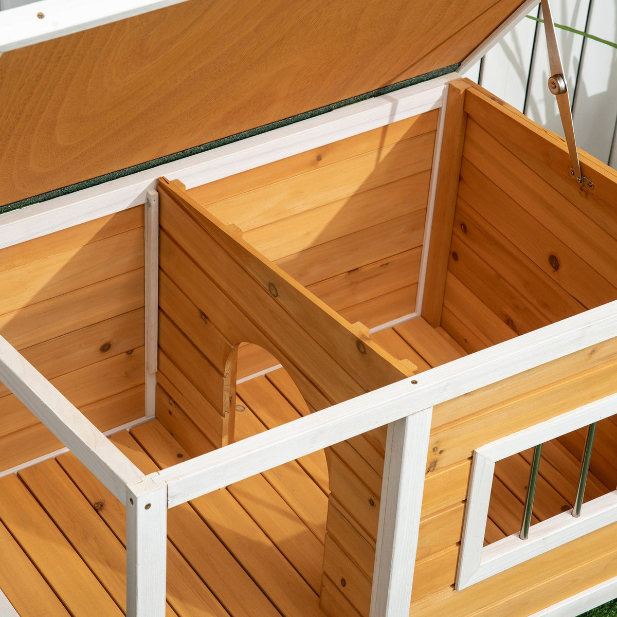 Dog House Fir Wood Dog House With Patio & Hinged Roof For Small Dogs Indoor/Outdoor Orange