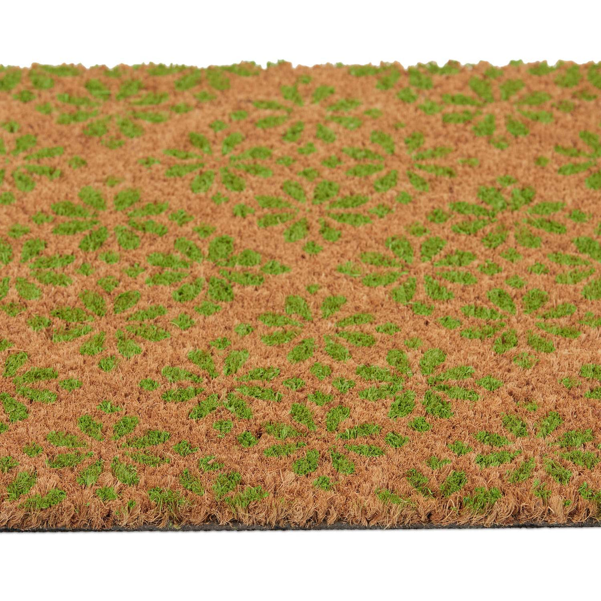 Door mat in coconut with floral pattern