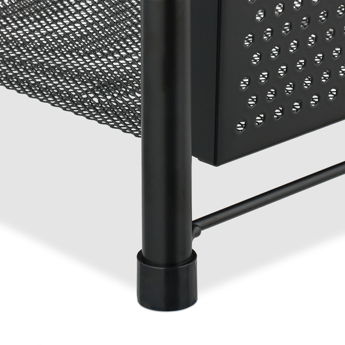 Drawer shelf with pull-out basket