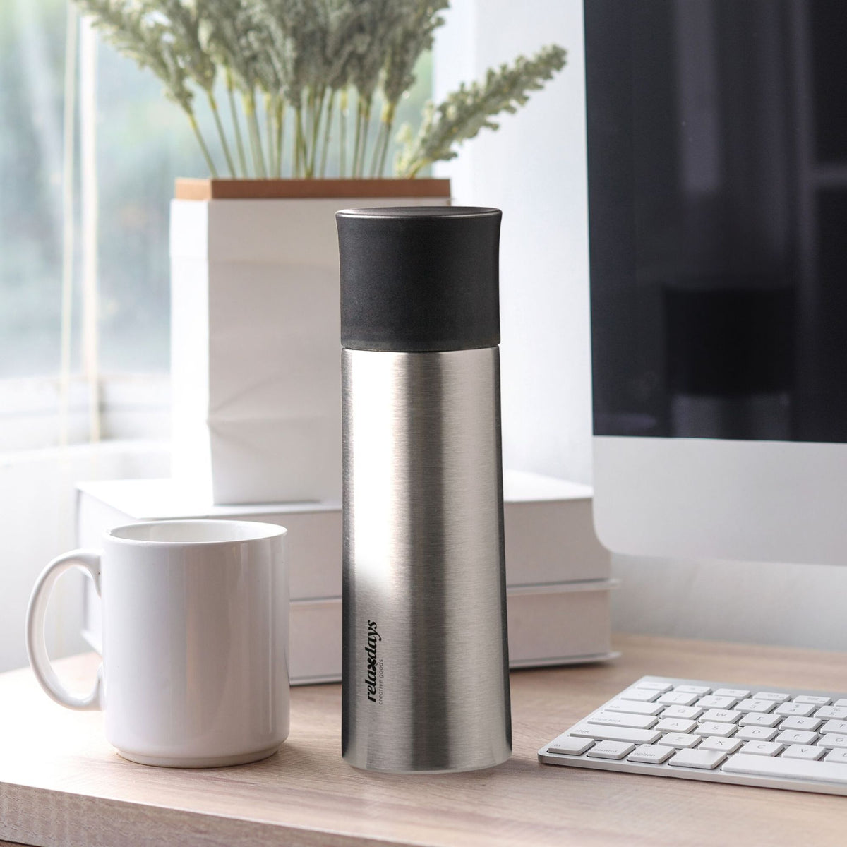 Drinking bottle in stainless steel 400 ml with cup