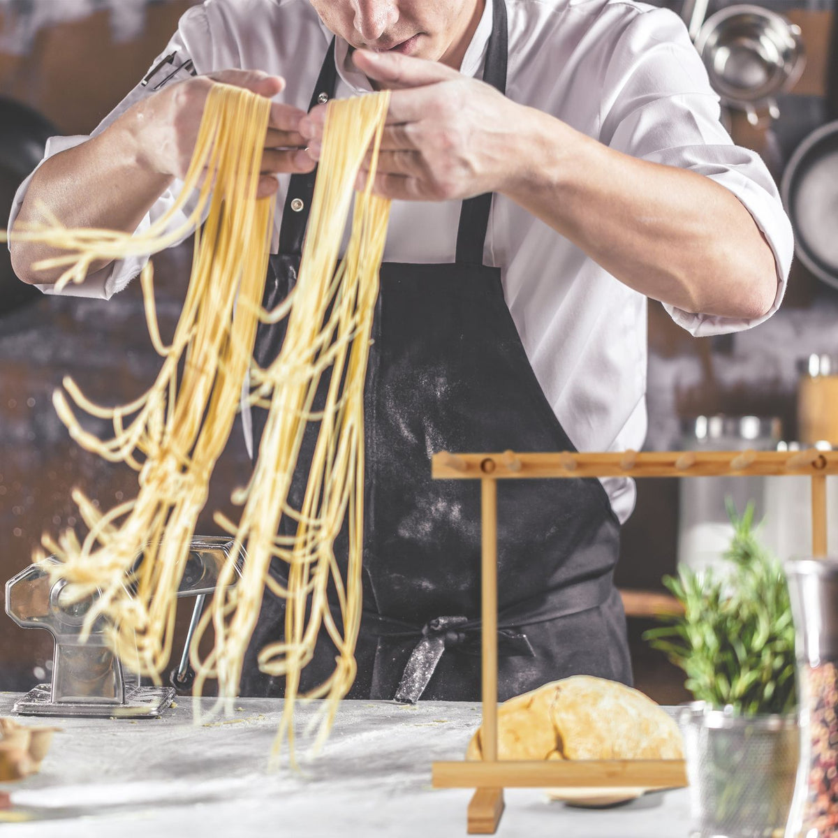Drying rack for pasta with 8 arms