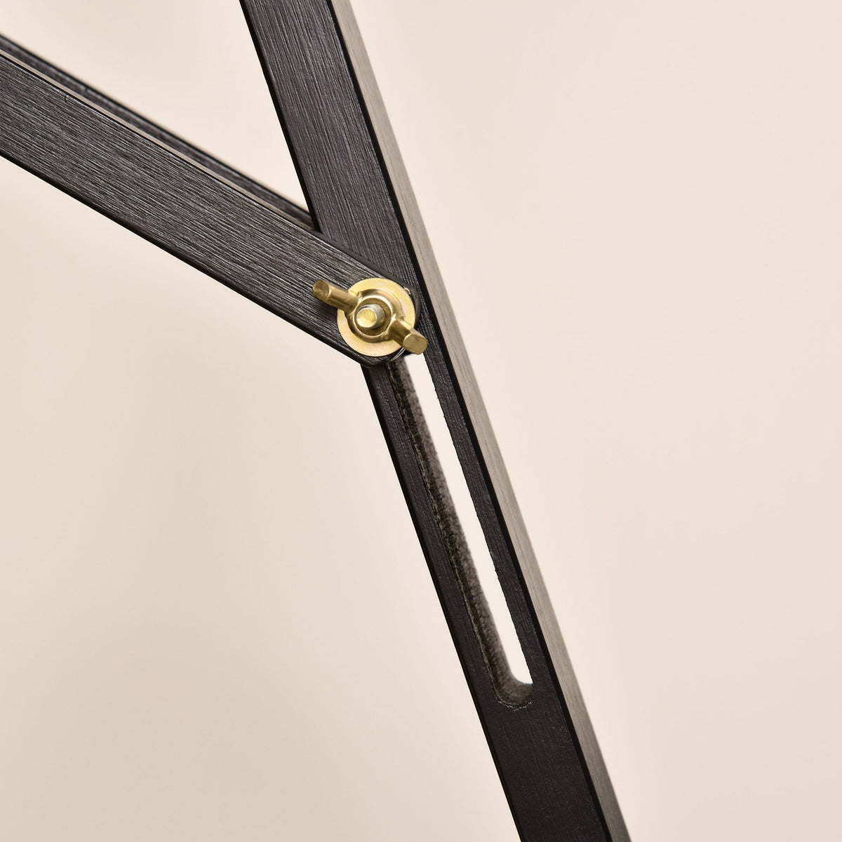 Easel Sitting And Standing Easel Made Of Pine Wood, 90° Adjustable, For Art Painting, Foldable