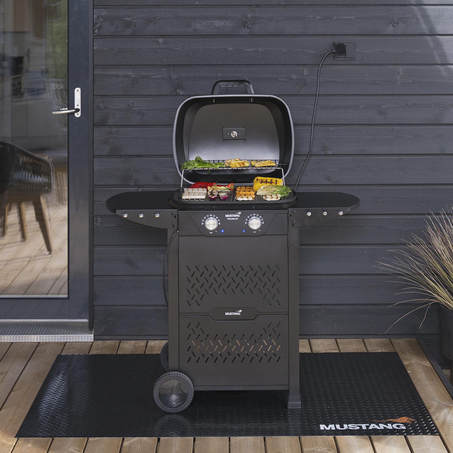 Electric Grill with Cart, Dual Zones, 2300W, Cast Iron Grates