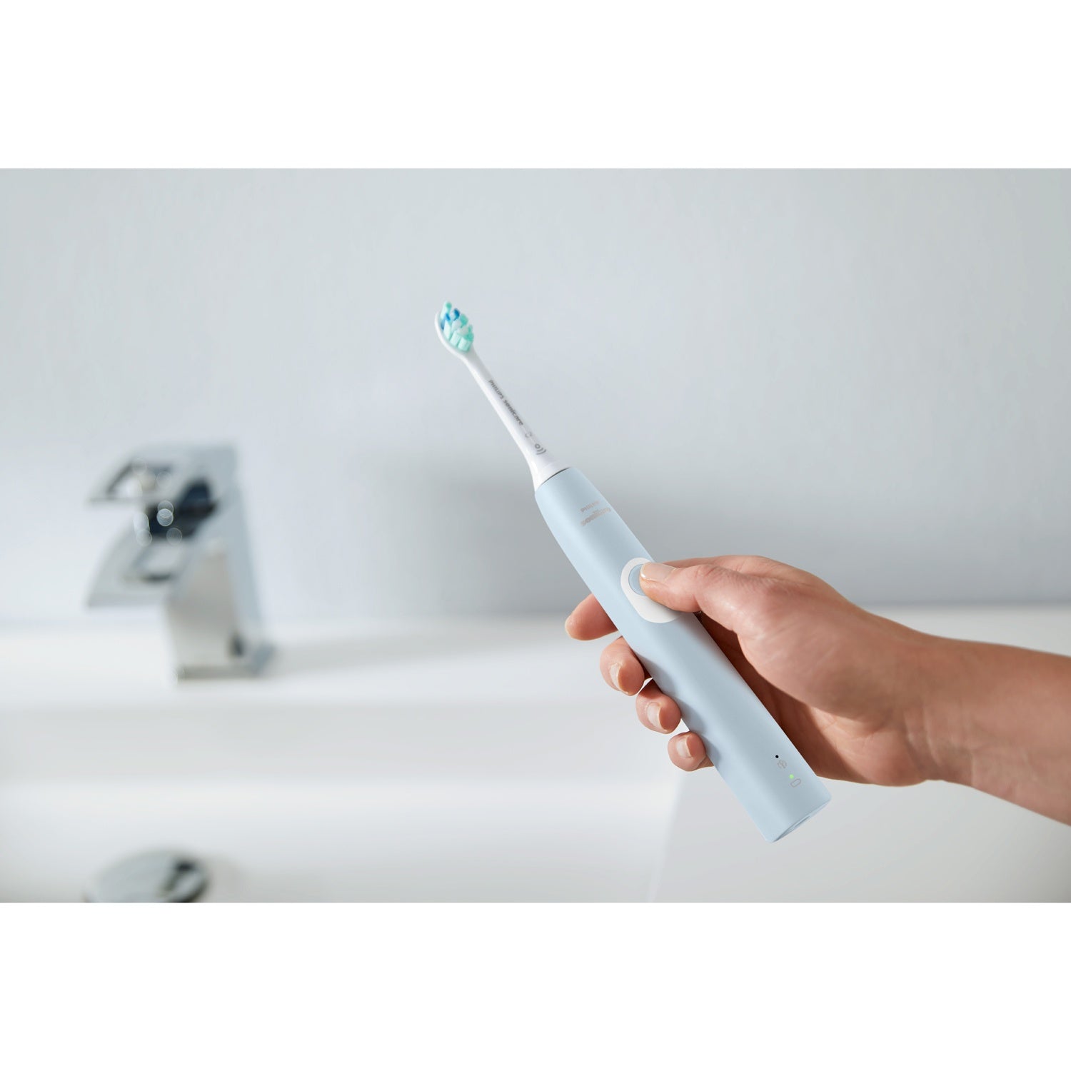 Electric toothbrush ProtectiveClean 4300 BLU HX6803/04