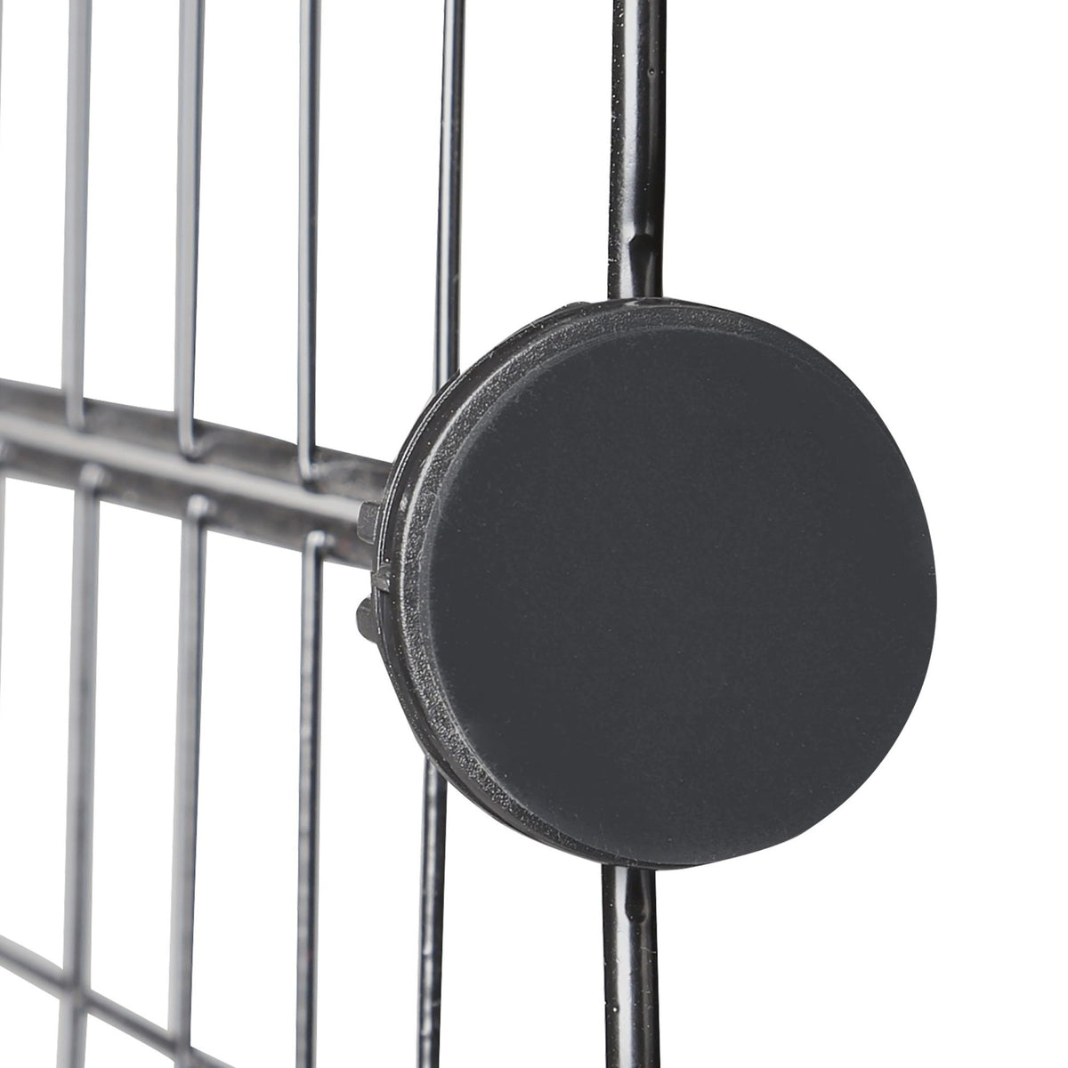 Enclosure system for outdoor use