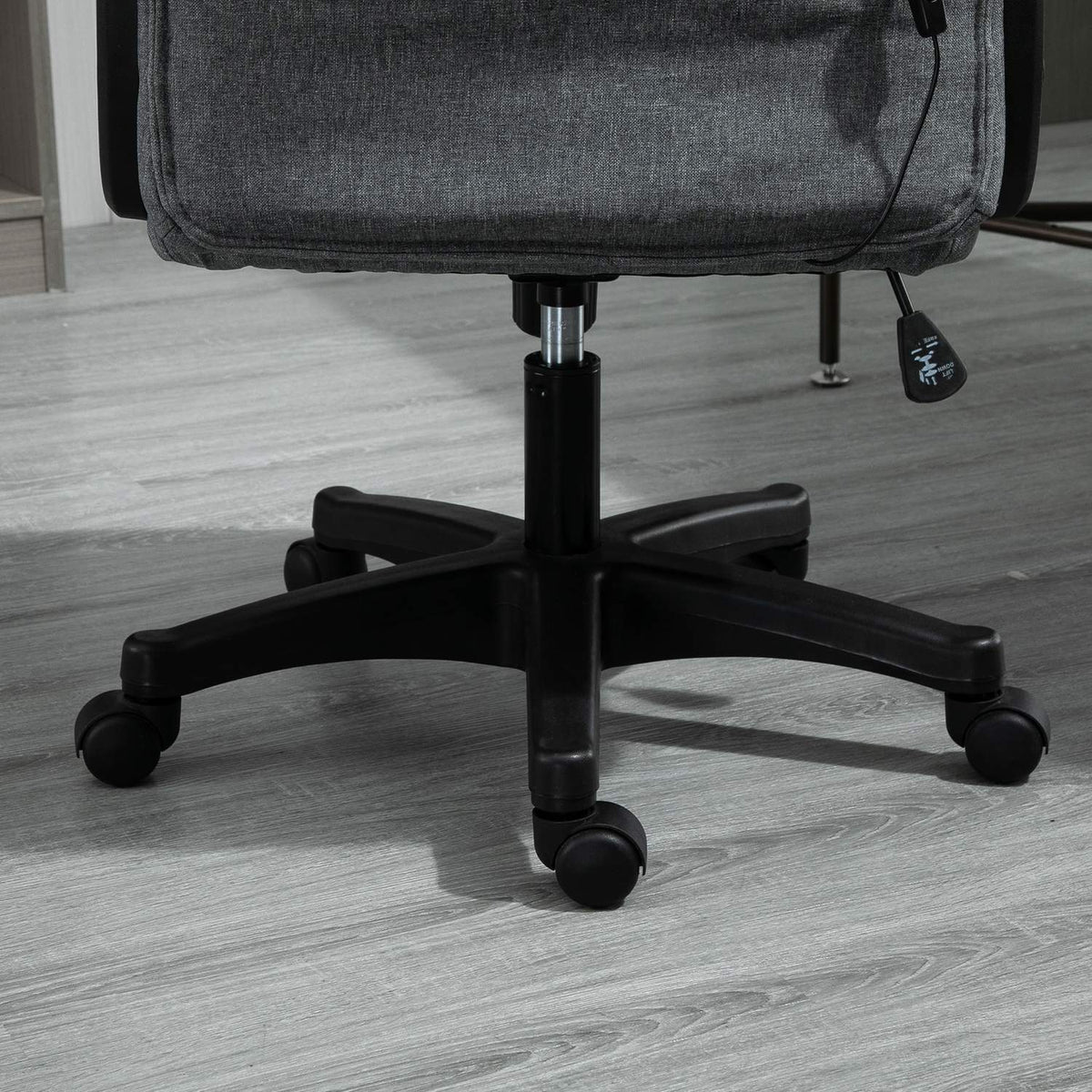 Executive Chair Office Chair With Massage Function, Height Adjustable, Ergonomic Design, Usb Interface