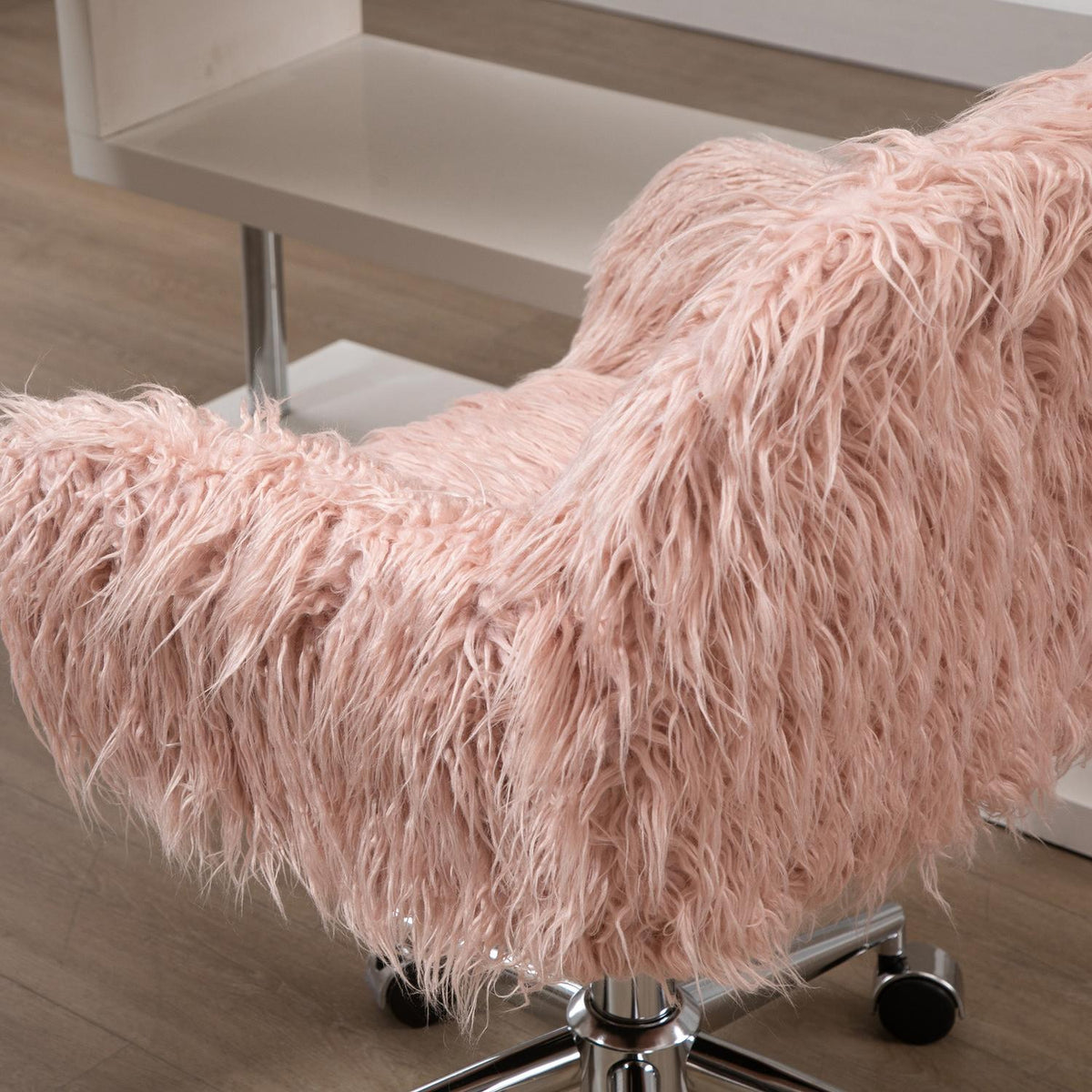 Executive Chair Swivel Chair Computer Chair With Faux Fur Seat Height Adjustment Faux Fur Foam Pink + Silver 57 X 60 X 75-85 Cm