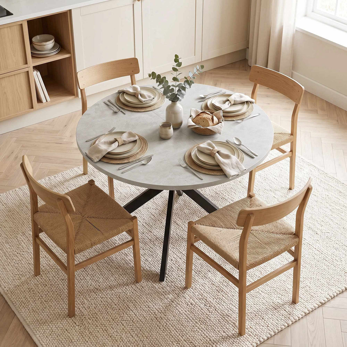 Extendable Dining Table for 4–6, Gray Industrial Style