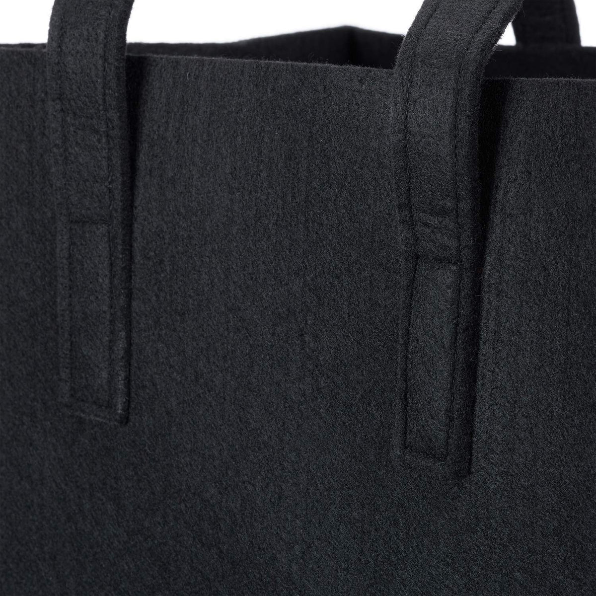 Felt basket with carrying handle