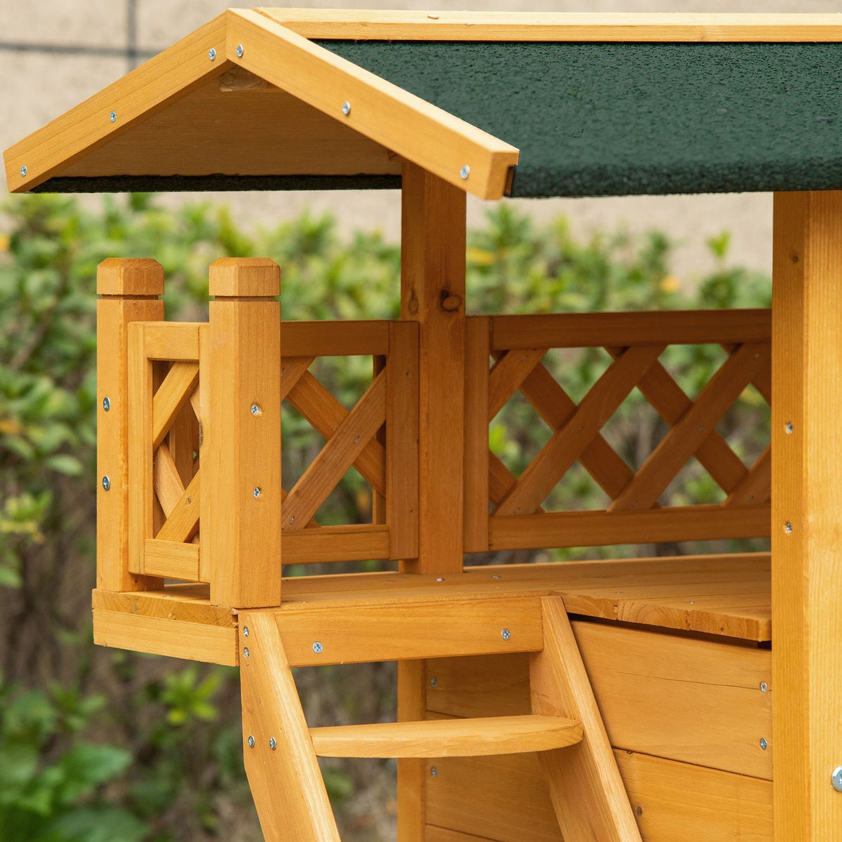 Fir Wood Small Animal House Patio Stairs Thermally Insulated Weatherproof Nature Indoor & Outdoor