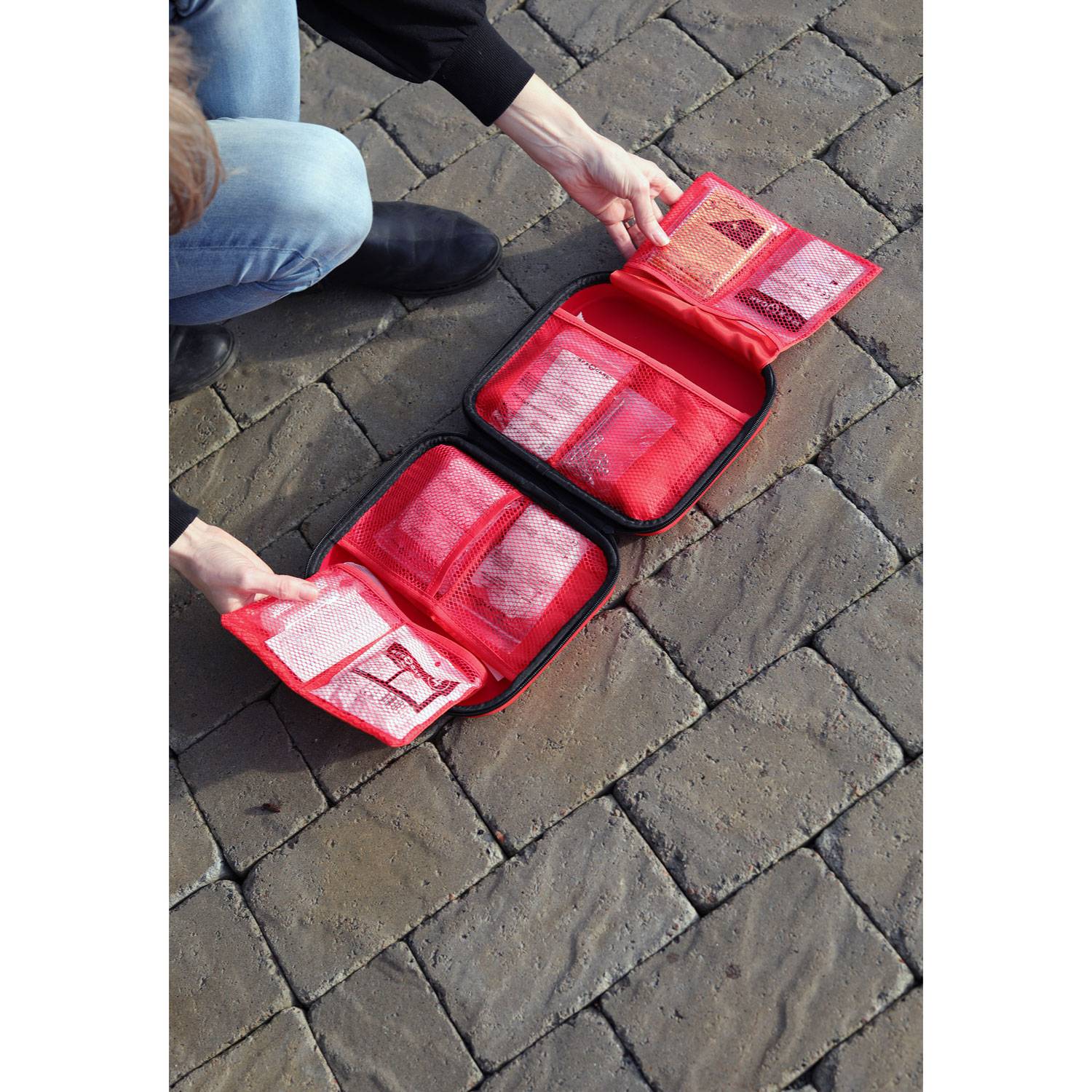 First Aid bag Large 64 parts Red