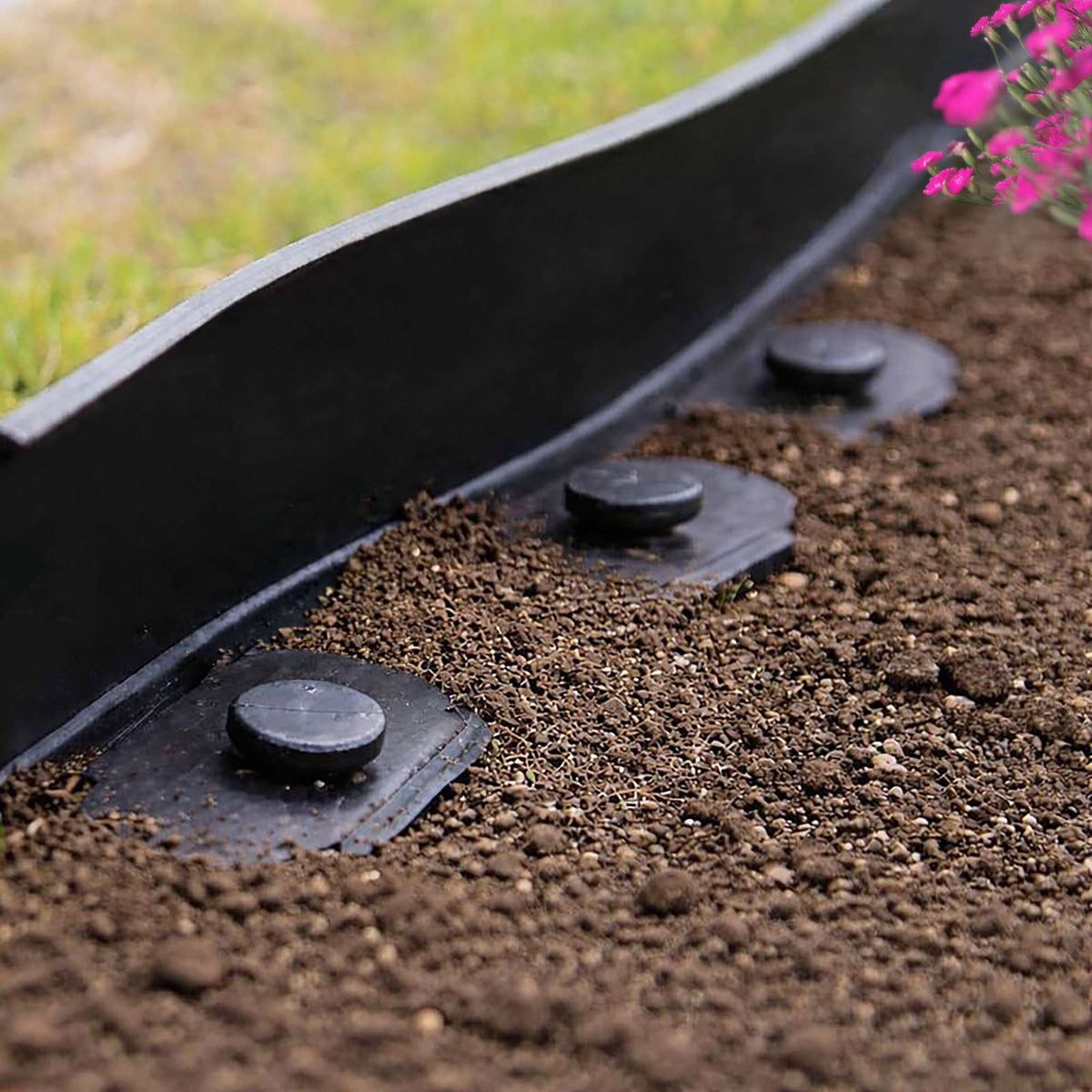 Flexible Plastic Lawn Edging Strip, Easy Installation