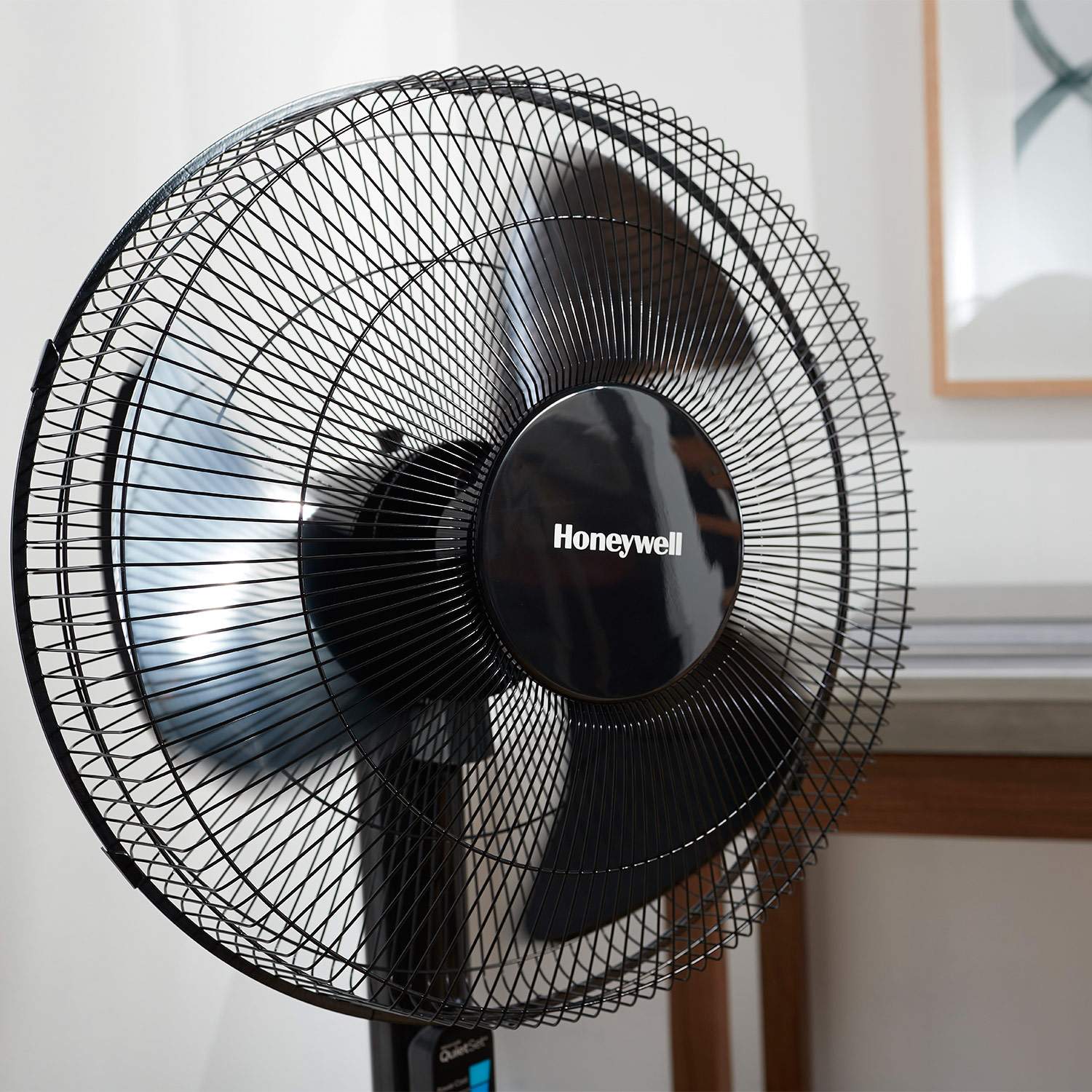 Floor fan Quiet Oscillating HSF600BE4