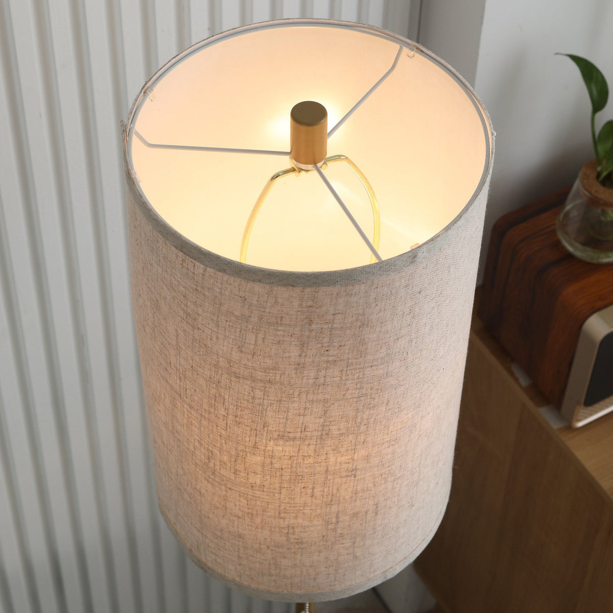 Floor lamp living room floor lamp with linen lampshade, pull chain switch, floor lamp with steel stand, E27 socket floor lamp for bedroom, cream white