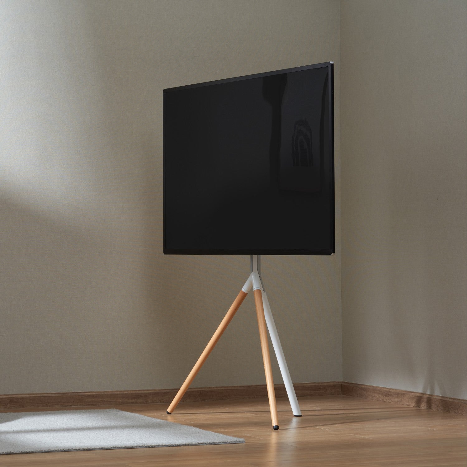 Floor standing TV bracket Wooden legs