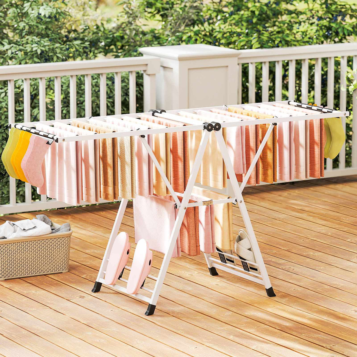 Foldable Metal Clothes Drying Rack With Adjustable Wings