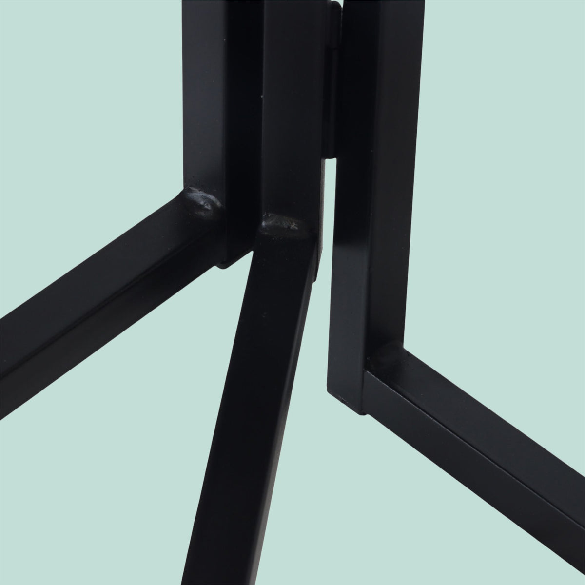 Folding 3-Arm Iron Towel Rack – Space-Saving, Freestanding