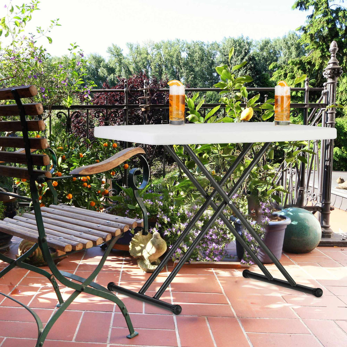Folding garden table, height adjustable