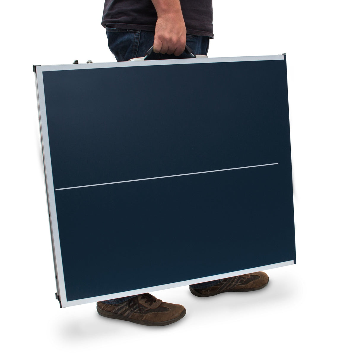 Folding table tennis table with accessories