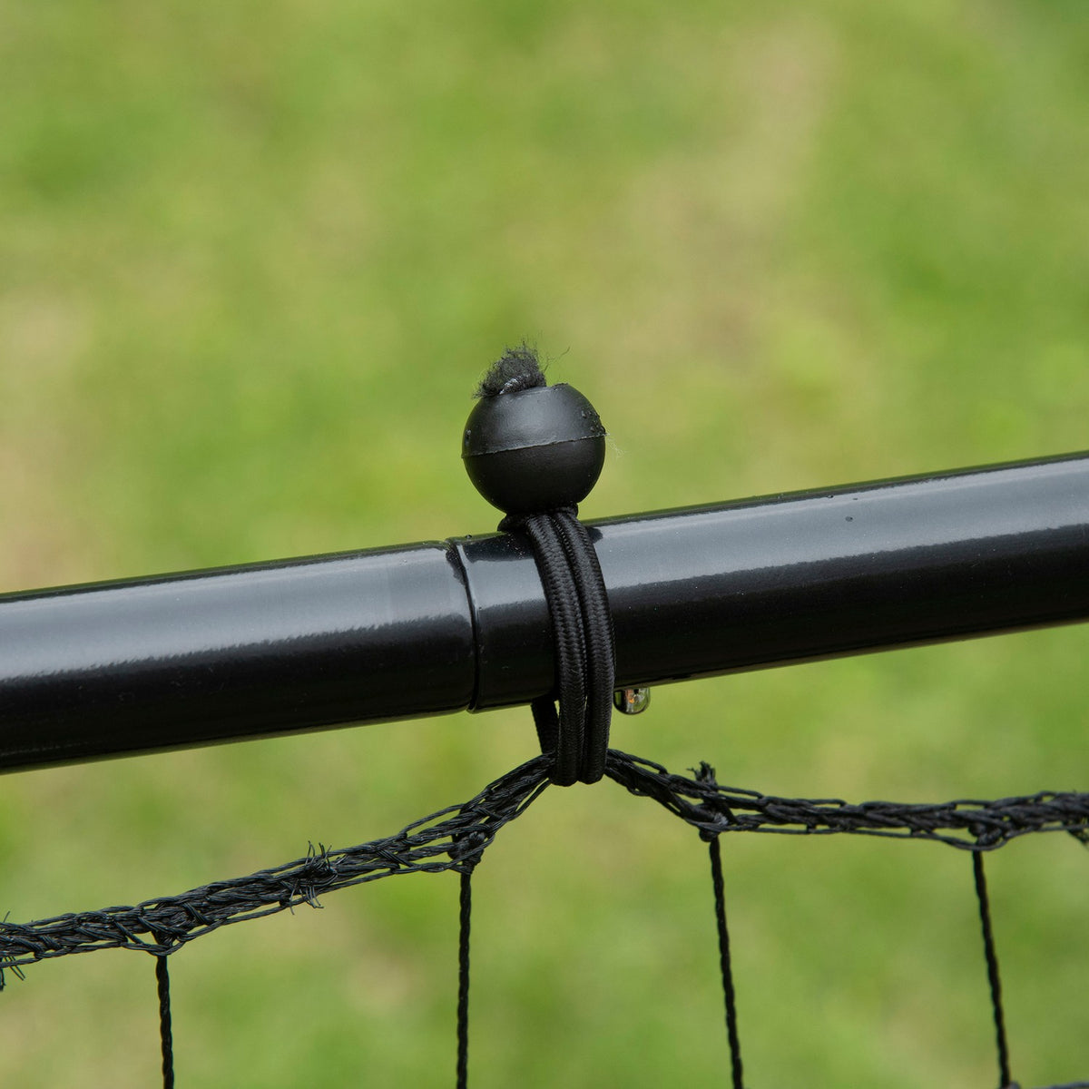 Football Rebounder Kickback Goal Rebound Wall Net Made Of Metal Tube+Pe, 96X80X96 Cm, Black