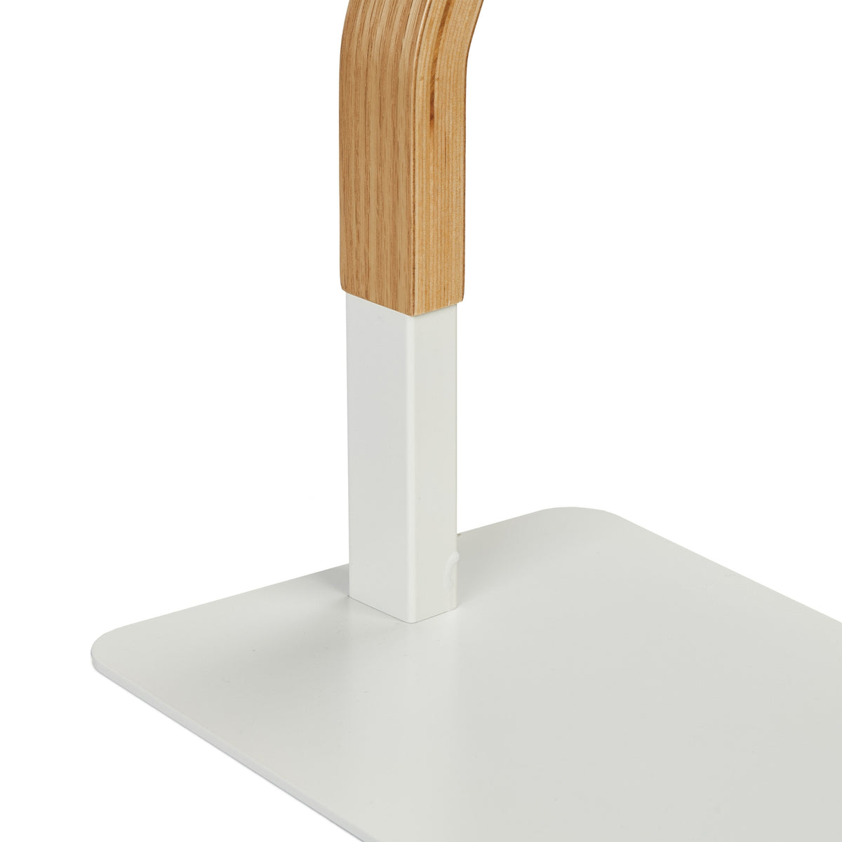 Freestanding heated towel rail