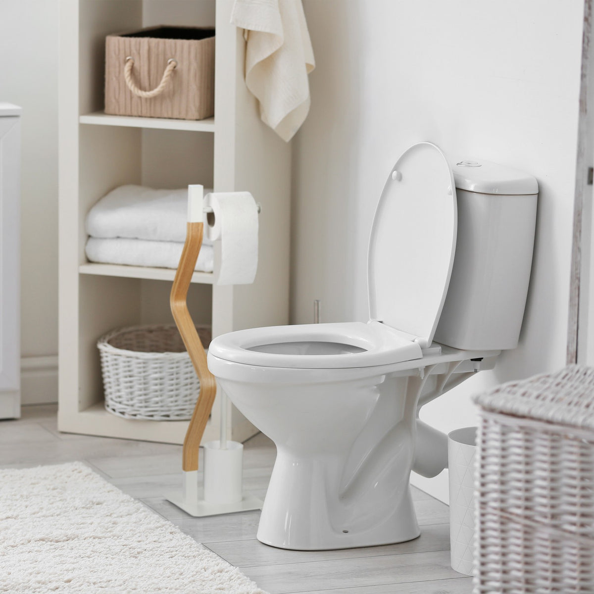 Freestanding toilet seat