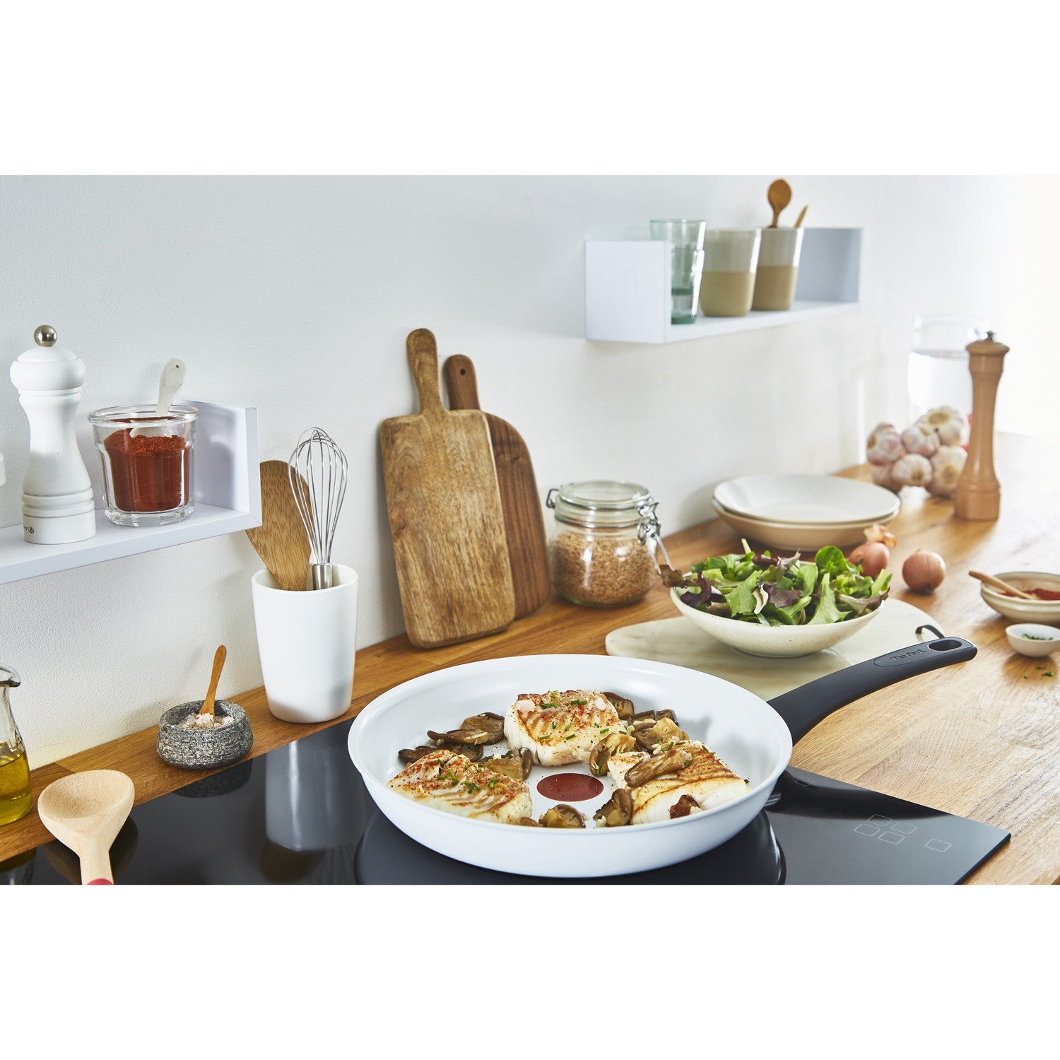 Frying pan 24cm Ceramic control