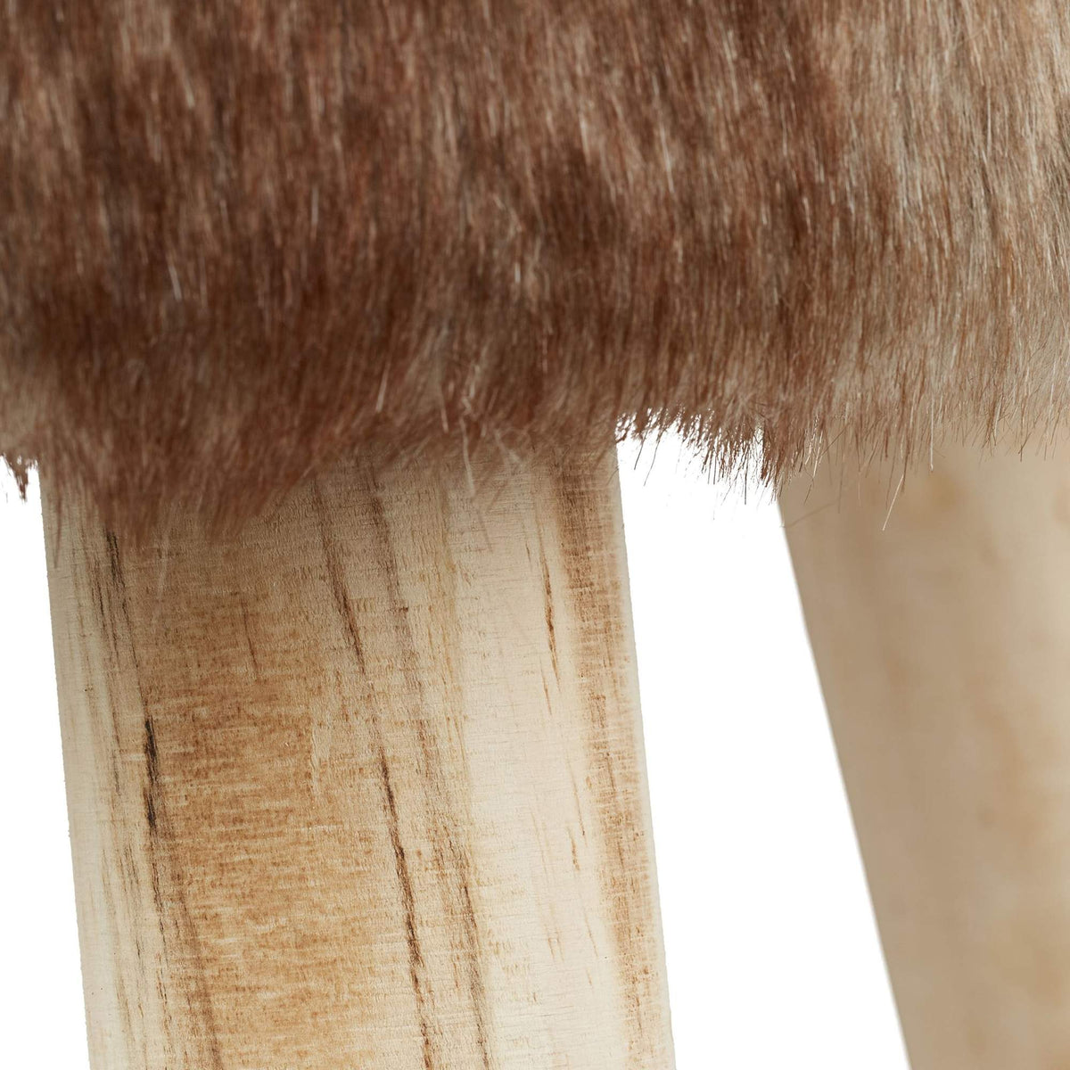 Fur stool round