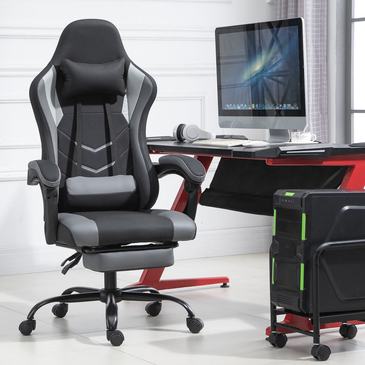 Gaming chair, height adjustable including headrest, adjustable lumbar cushion with footrests, ergonomic, up to 120 kg, black
