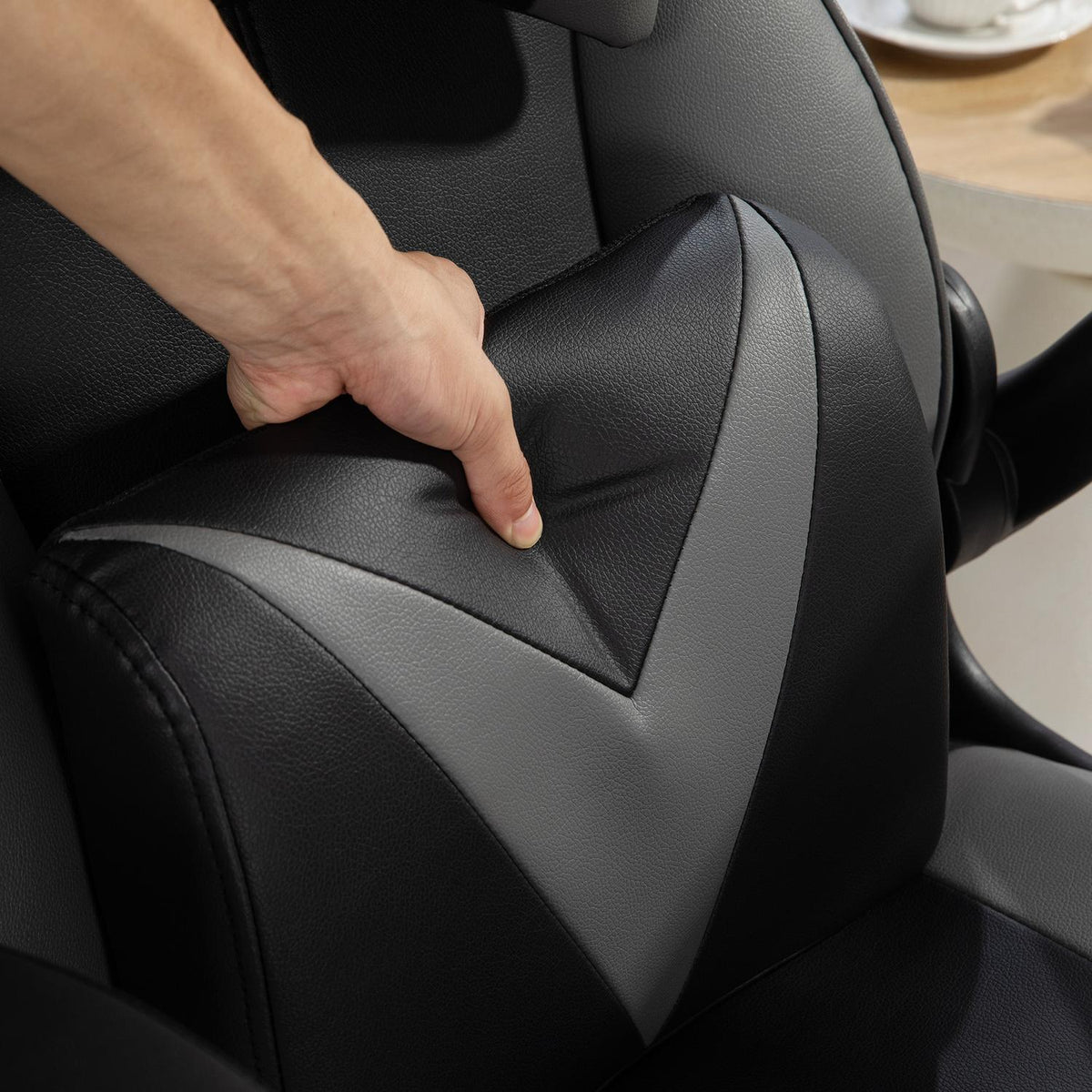 Gaming chair with rocker function, ergonomic computer chair, height-adjustable office chair, rotating desk chair with head and lumbar cushion, load capacity up to 120 kg, black + gray
