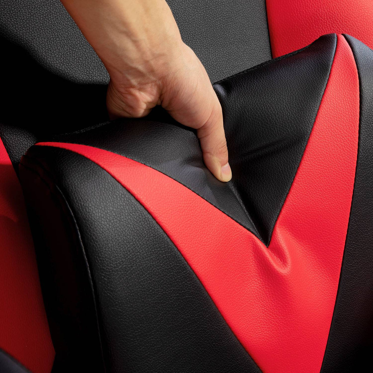Gaming chair with rocker function, ergonomic computer chair, height-adjustable office chair, rotating desk chair with head and lumbar cushion, load capacity up to 120 kg, black + red