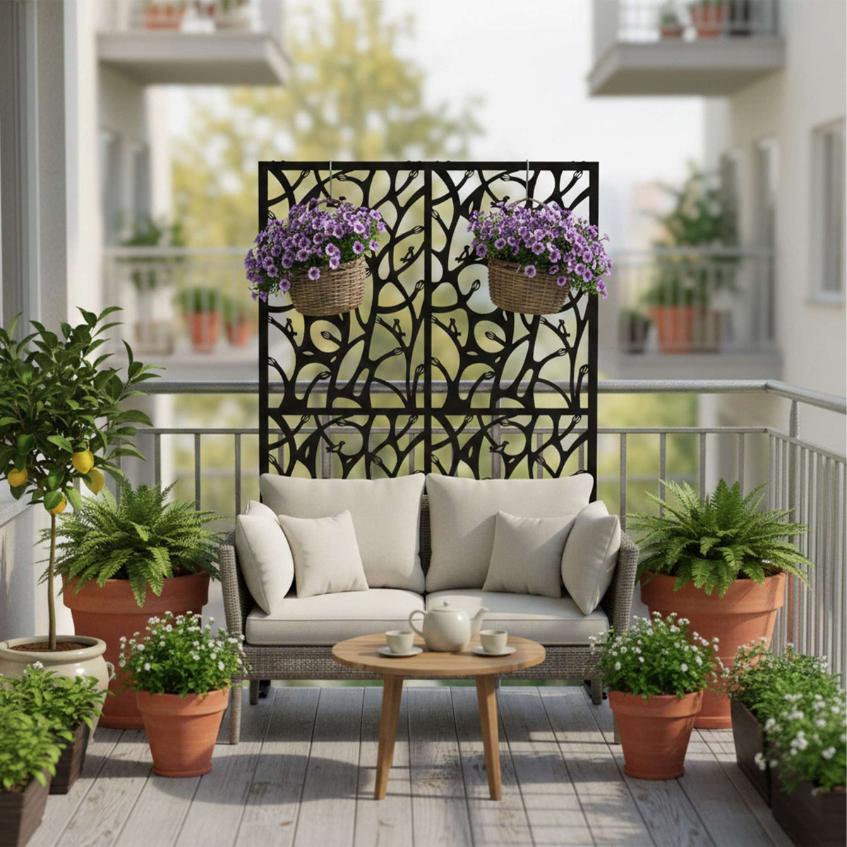 Garden Privacy Screen – Metal Vine Design, Outdoor Use