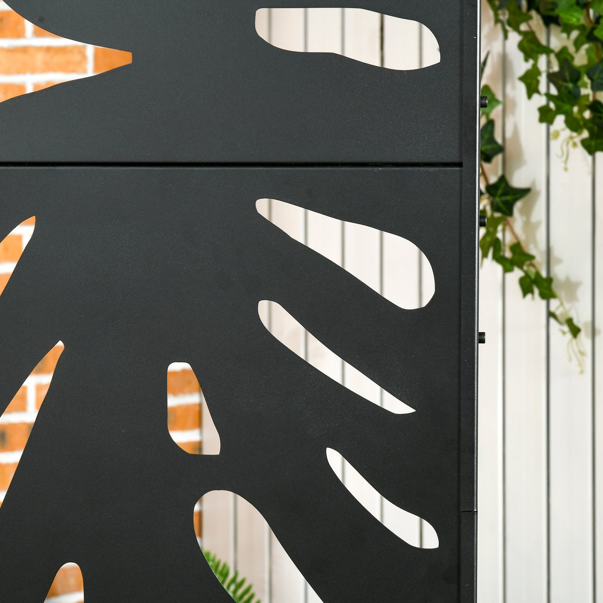 Garden privacy screen 122x198cm balcony privacy screen with stand, leaf pattern made of steel black for more privacy