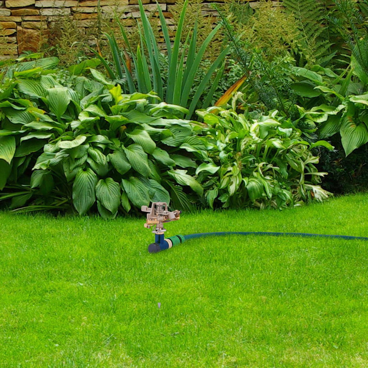 Garden sprinklers with 10 m reach