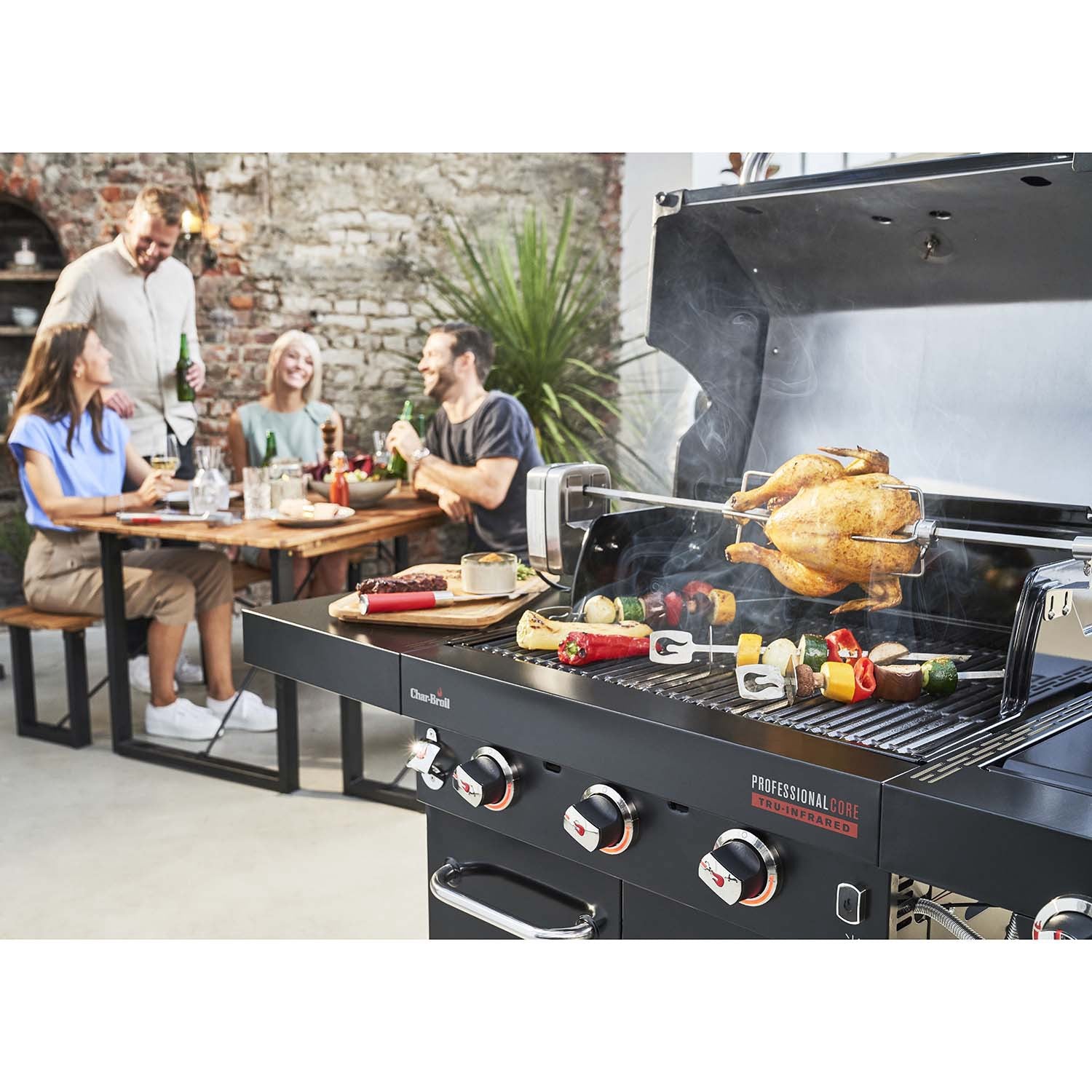 Gas Grill with TRU-Infrared, 3 Burners, Cast Iron Grates