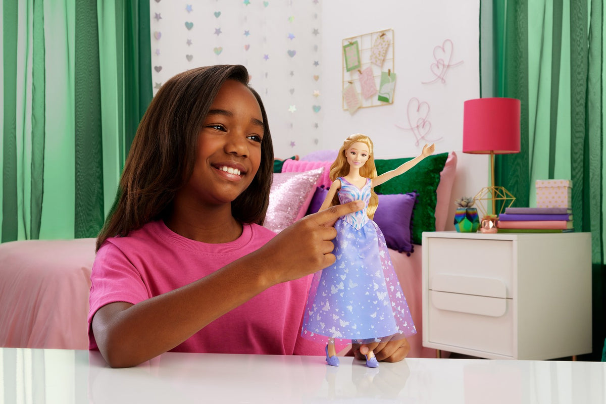 Glinda Singing Doll from Wicked, Includes Batteries