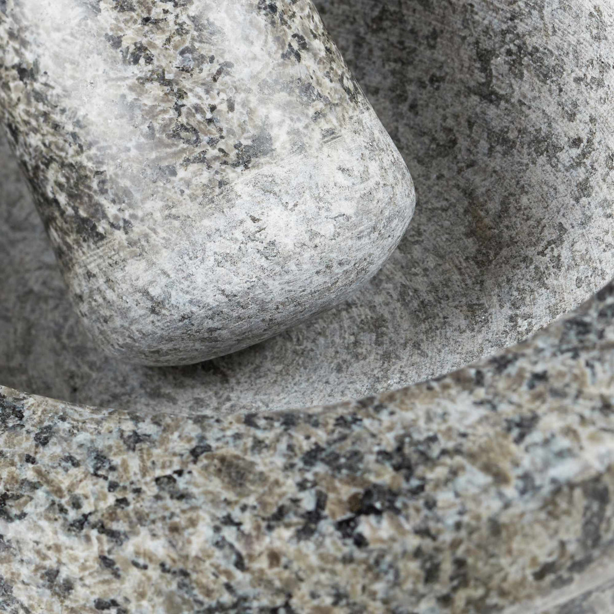 Granite mortar and pestle 17 cm