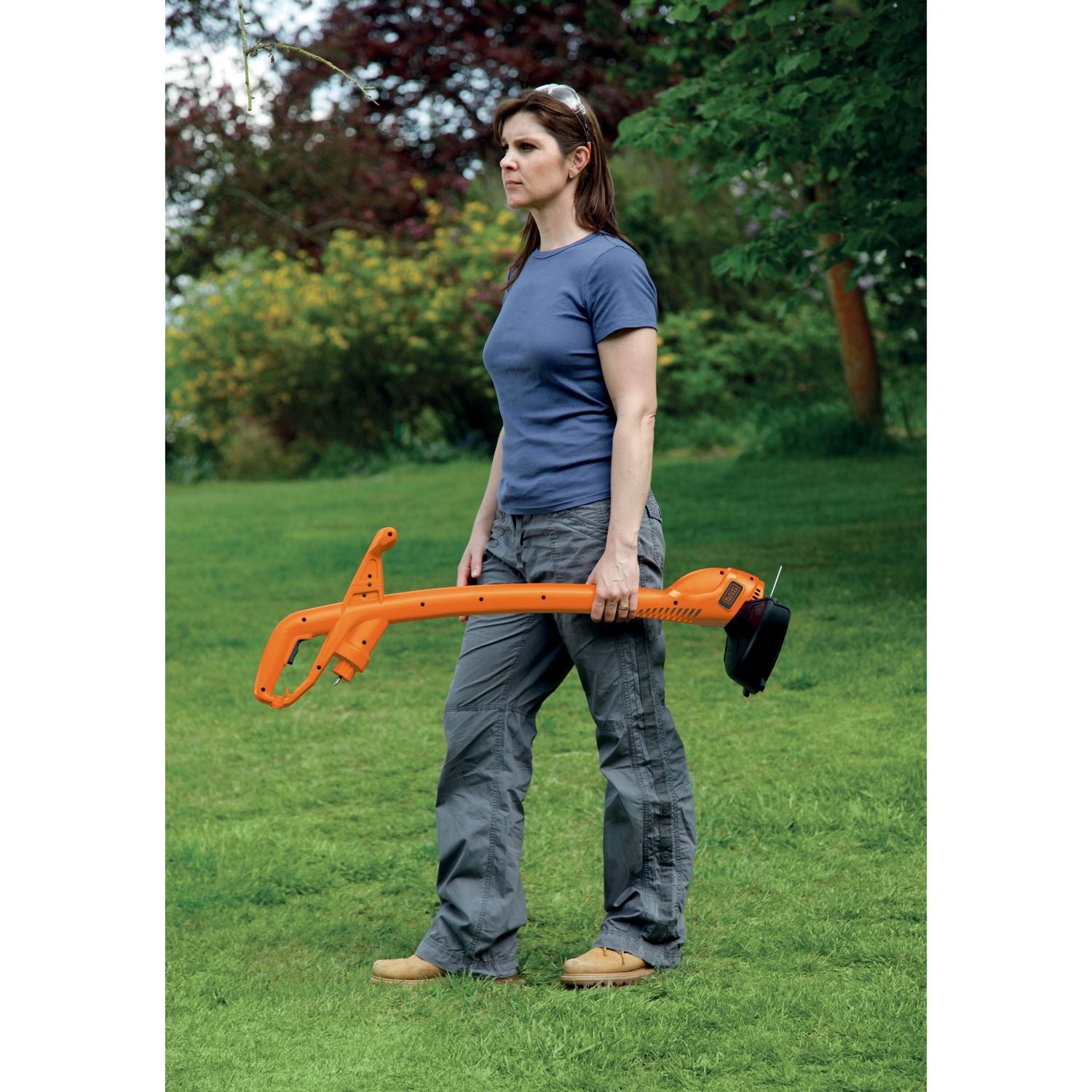 Grass trimmer 300W with low weight