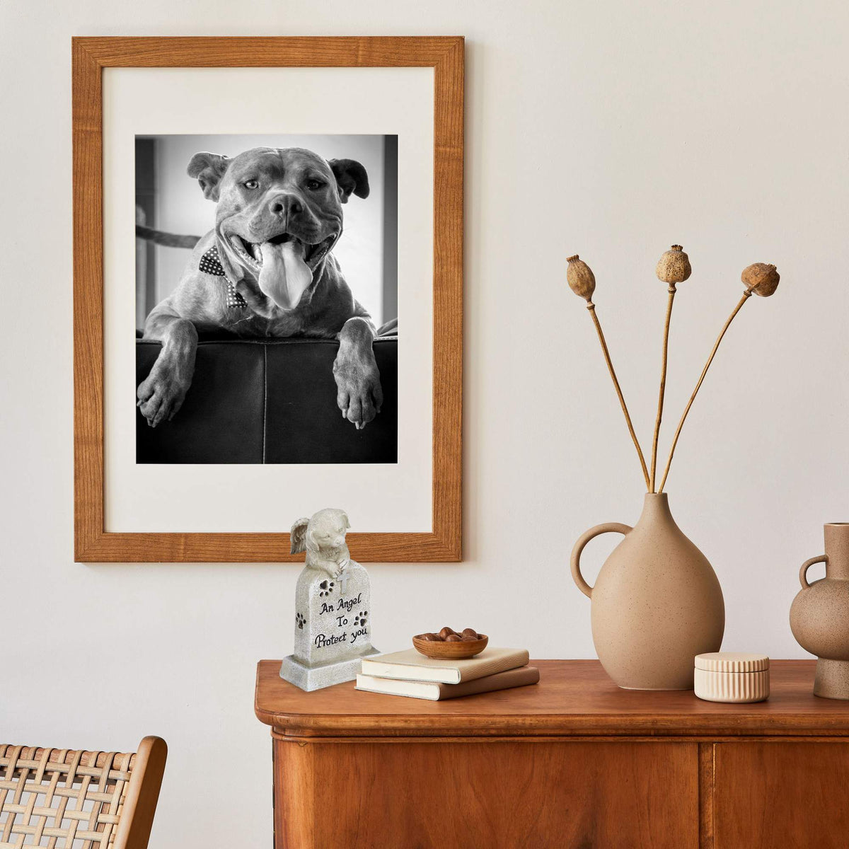 Grave decoration for dogs