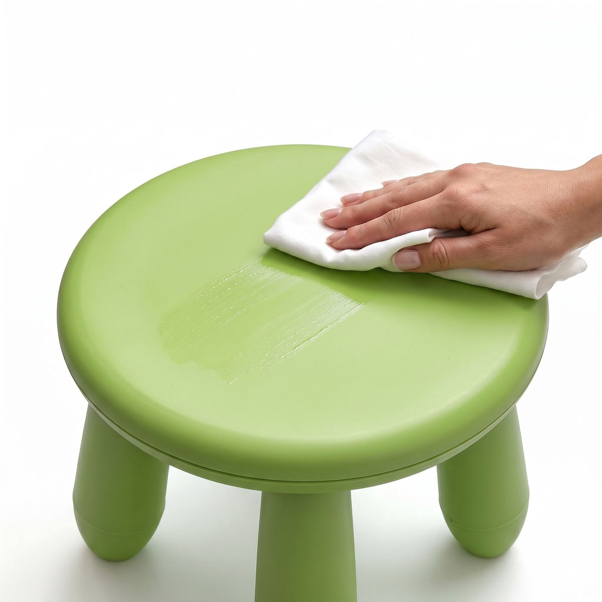Green Plastic Toddler Stool – 26 x 28 cm