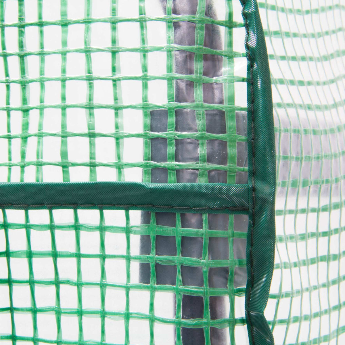 Greenhouse with net-reinforced PE foil