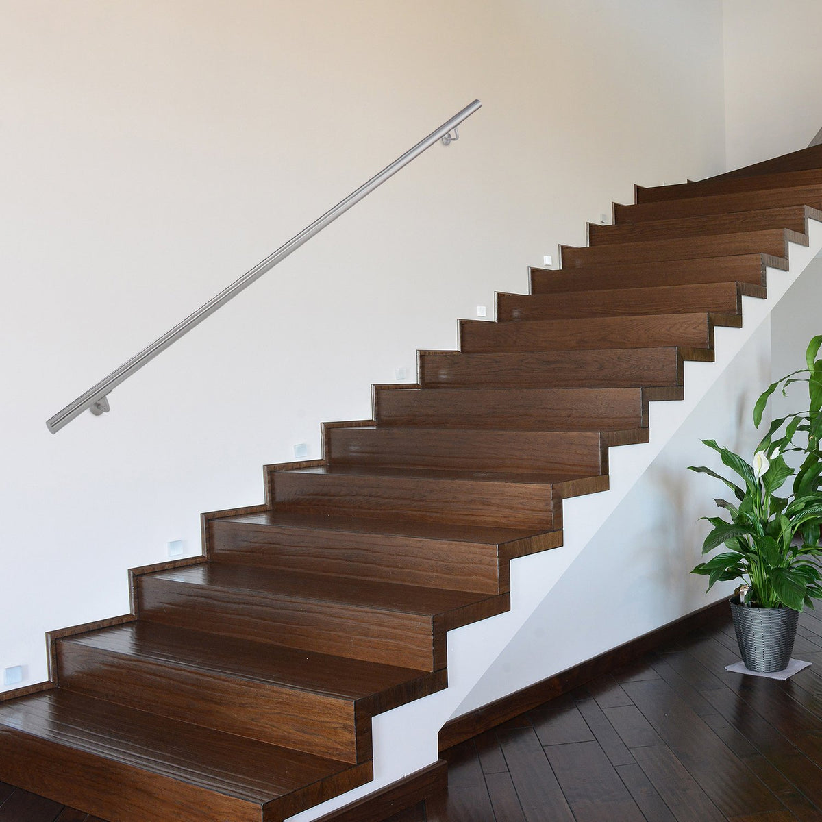 Handrail in stainless steel