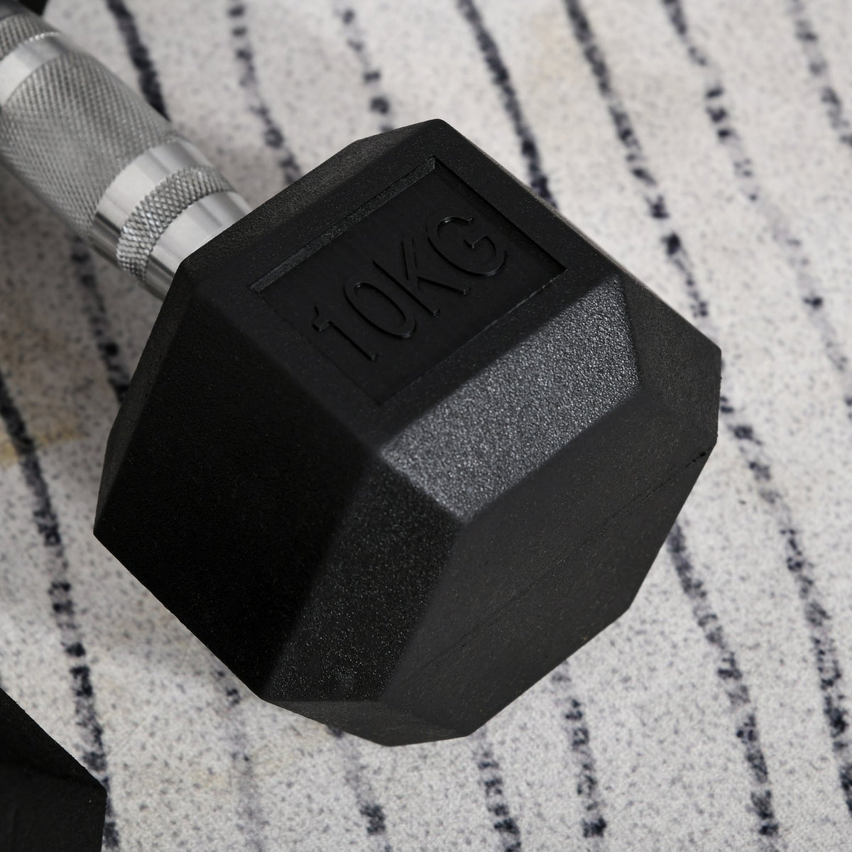 Hexagon dumbbells set of 2 2x10kg cast iron rubber cover black
