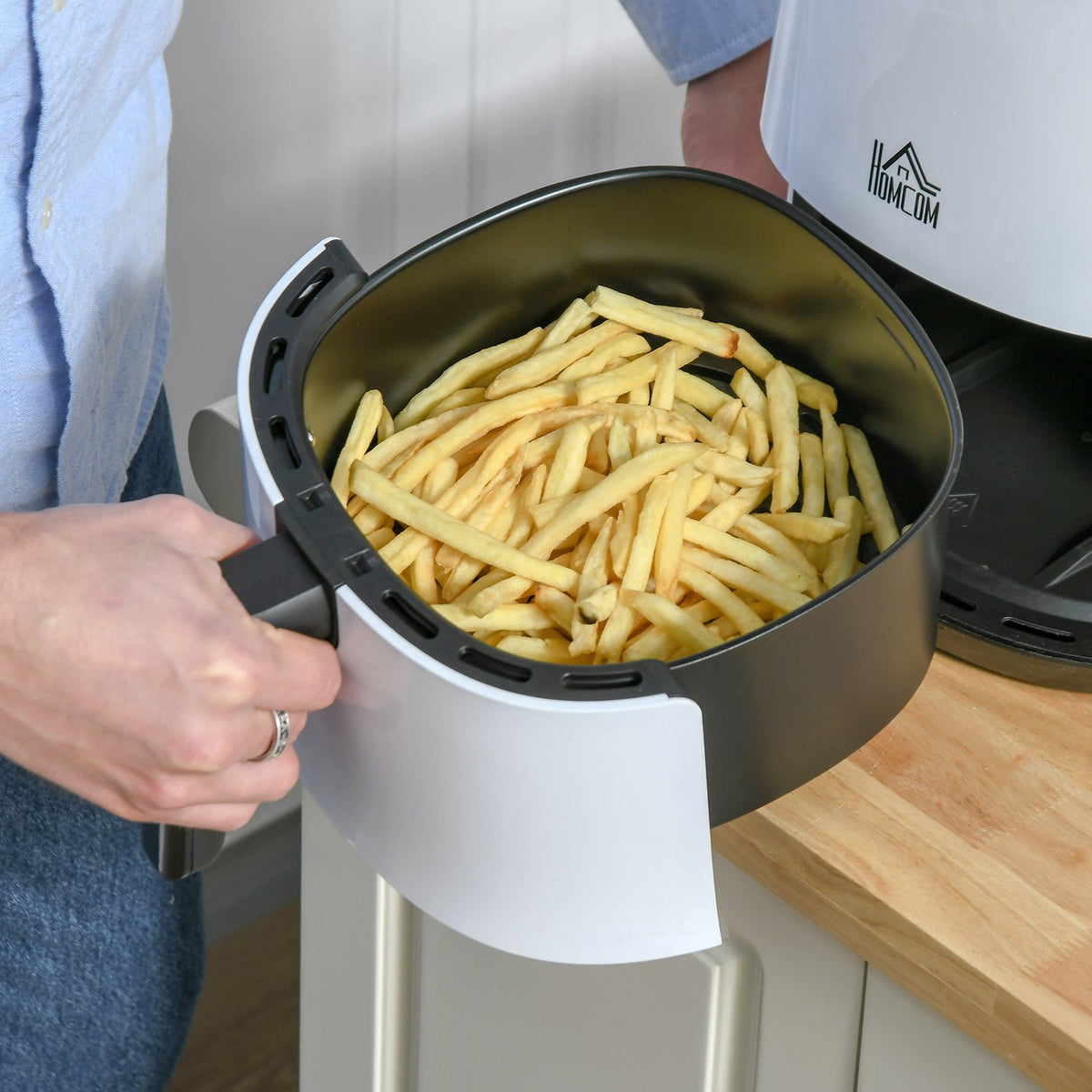 Hot Air Fryer 2.5L, 1300W, 7 Menus, Non-Stick Coated Basket, Steel, White + Black, 33.9X24.9X29.9Cm