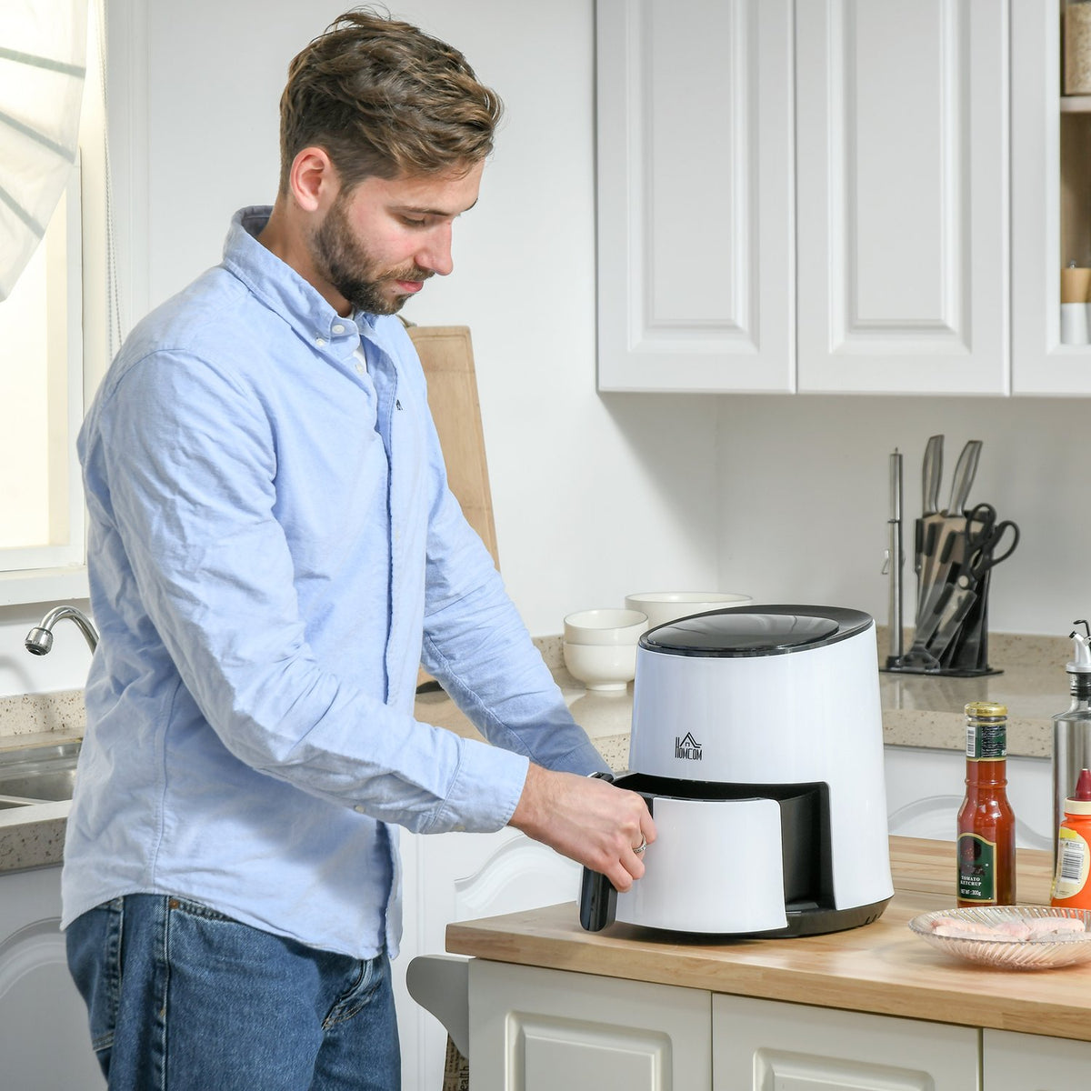 Hot Air Fryer 2.5L, 1300W, 7 Menus, Non-Stick Coated Basket, Steel, White + Black, 33.9X24.9X29.9Cm