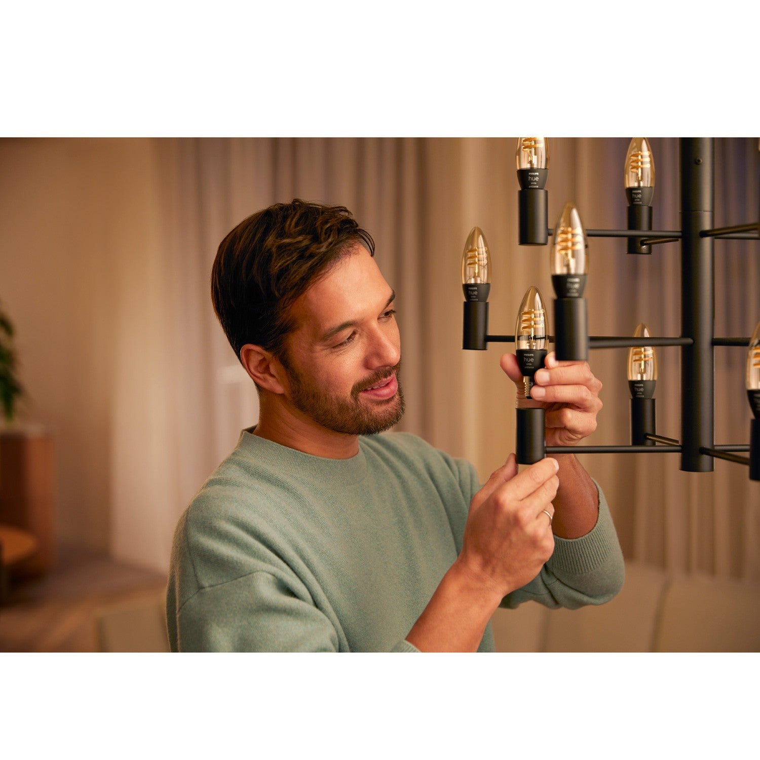 Hue White Ambiance Filament E14 Krone 350 lm 2-pack