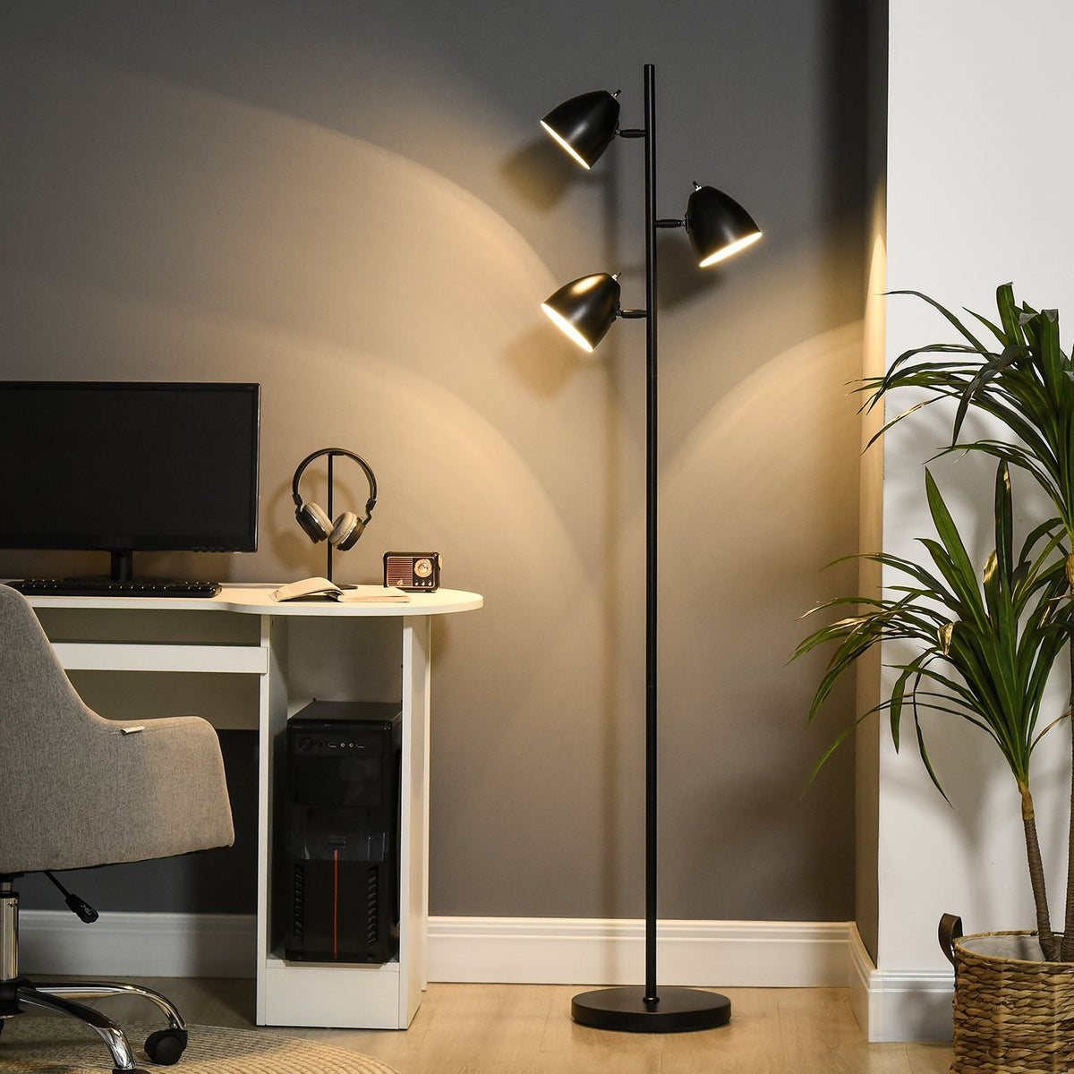 Industrial style floor lamp for the living room with 3 adjustable steel metal lampshades 38 x 28 x 169 cm Black